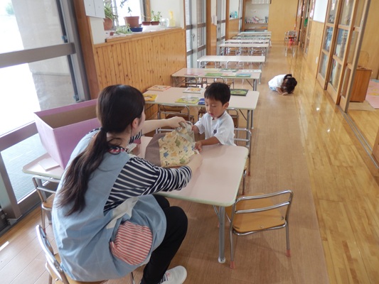えほん